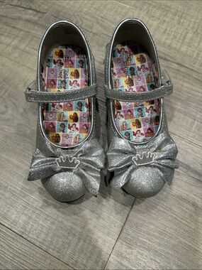 Girls Sparkle Silver Bow Princess Heels